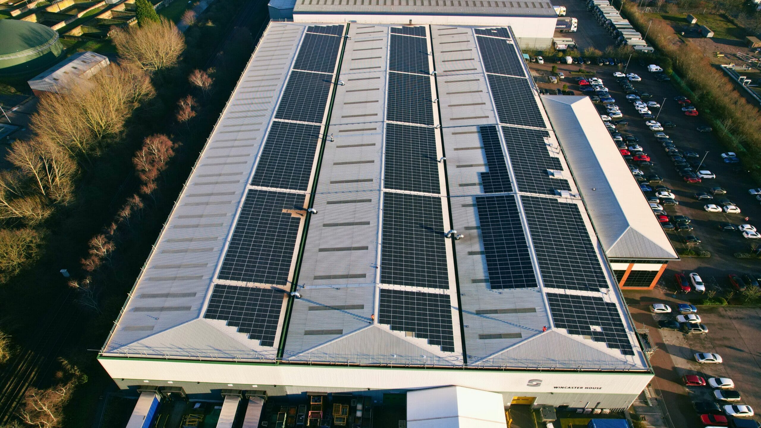Angled-view-of-roof-solar-installation-scaled