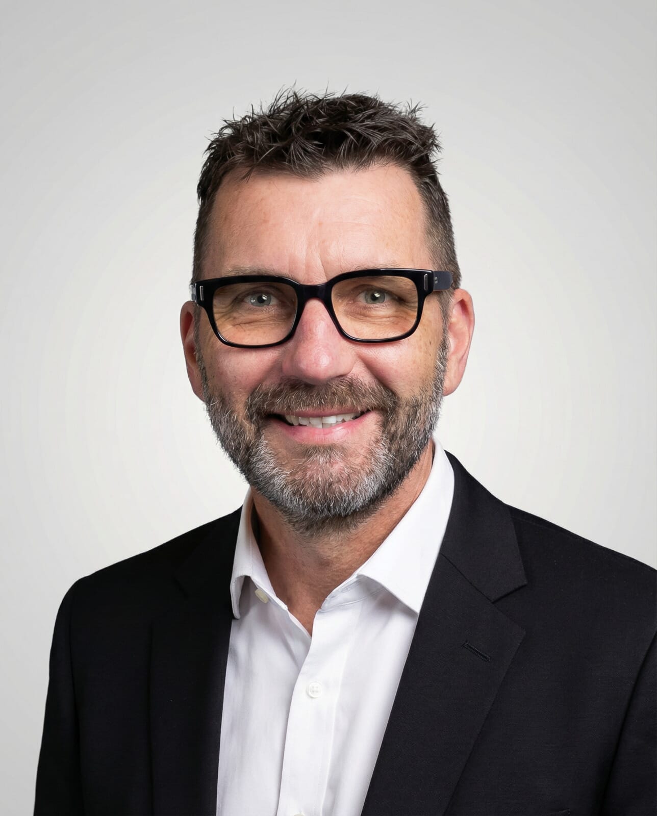 Stefan-Froboese-Headshot